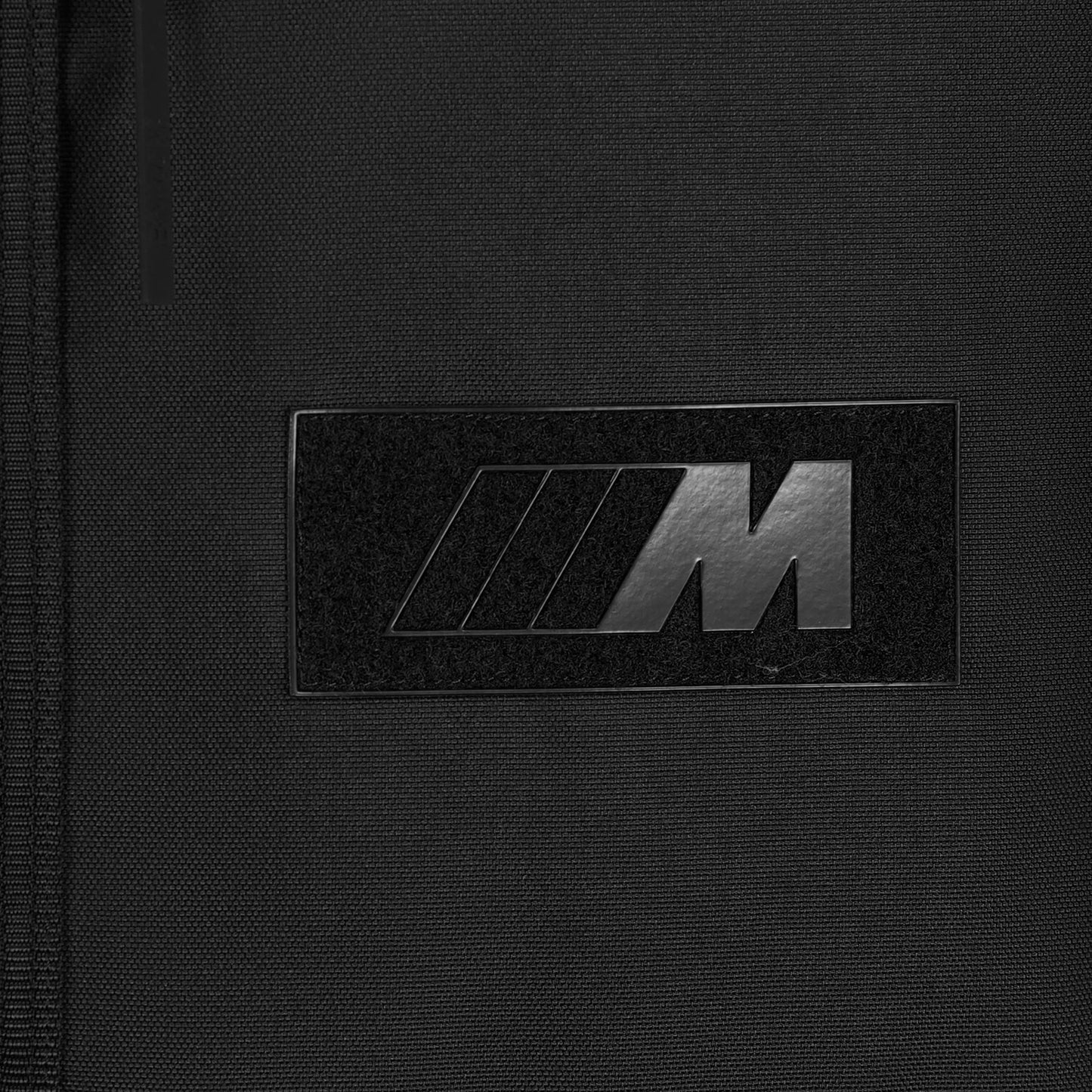BMW M Schultertasche
