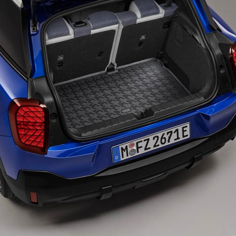 Gummi-Kofferraummmatte in einem MINI Aceman