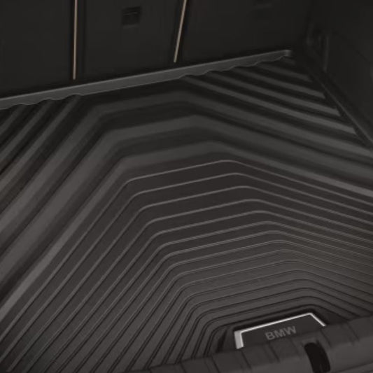 BMW Gepaeckraumformmatte fuer i4 BEV, i3L