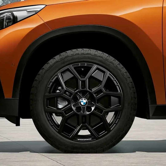 Bild: BMW M Performance Sternspeiche 880M jet Black Matt
