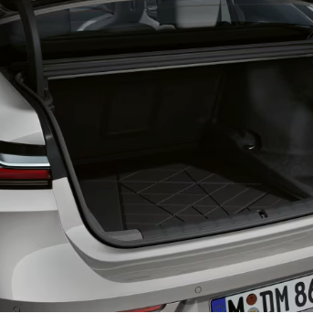 BMW Gepäckraumformmate für einen 7er