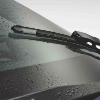 Ein Satz Wischerblätter für vorne in schwarz für BMW X1 F48 oder F49