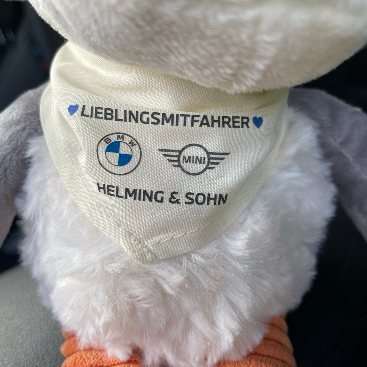Halstuch unserer Kuscheltiere mit Brand drauf