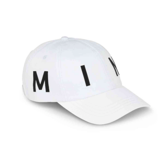 Weiße MINI Cap mit schwarzer Wortmarke